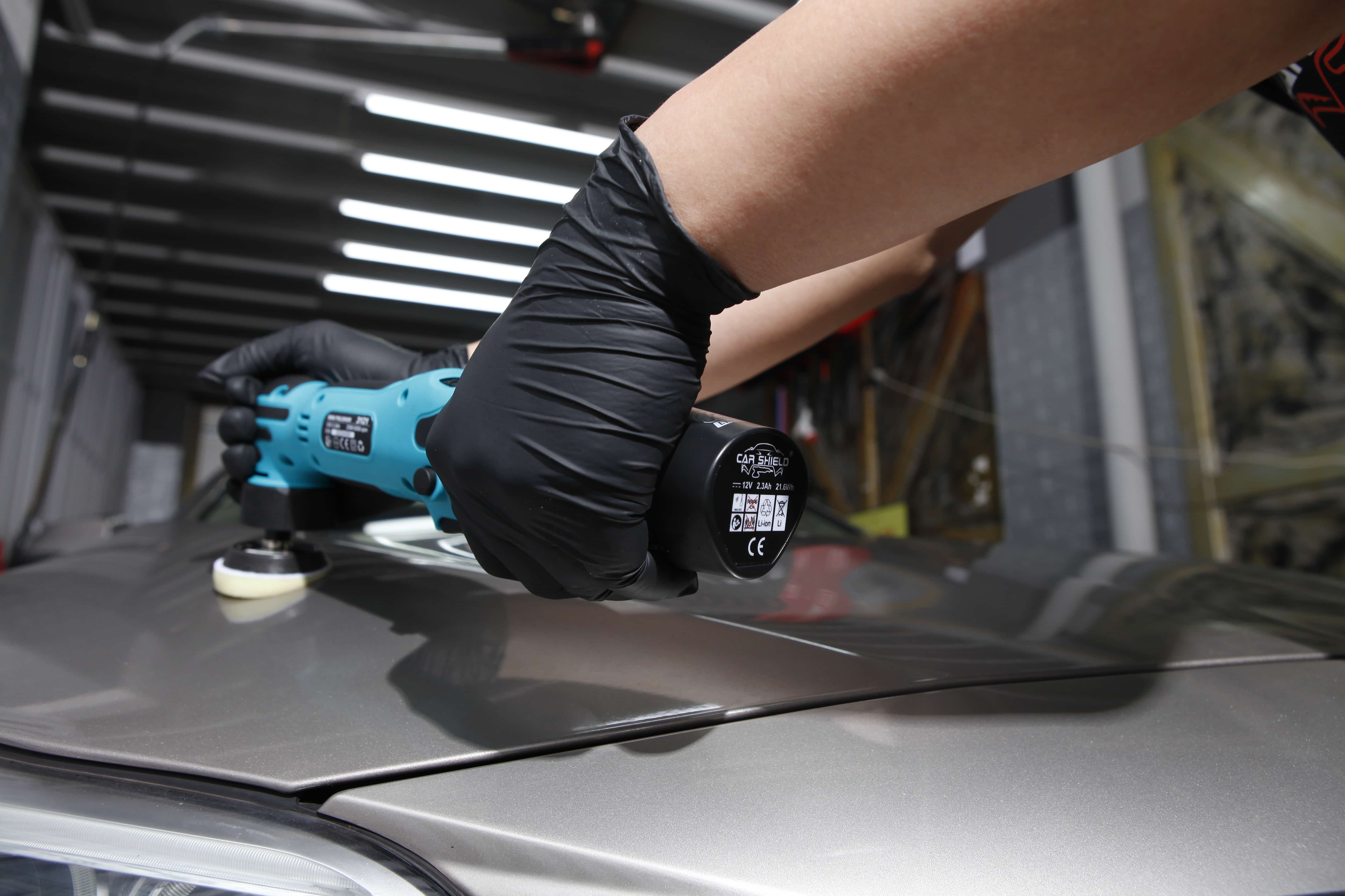 Difference Between Car Wax and Polish
